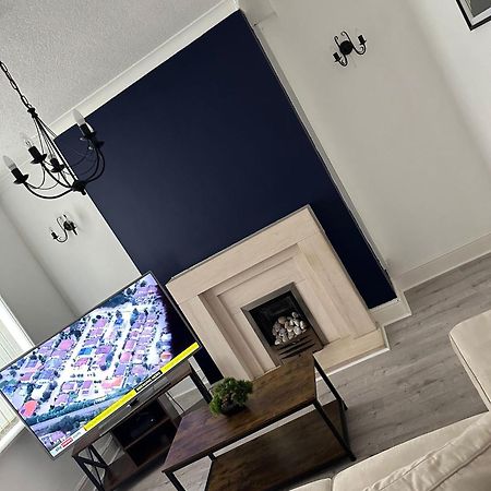 WesthoughtonAbigail Houseアパートメント エクステリア 写真